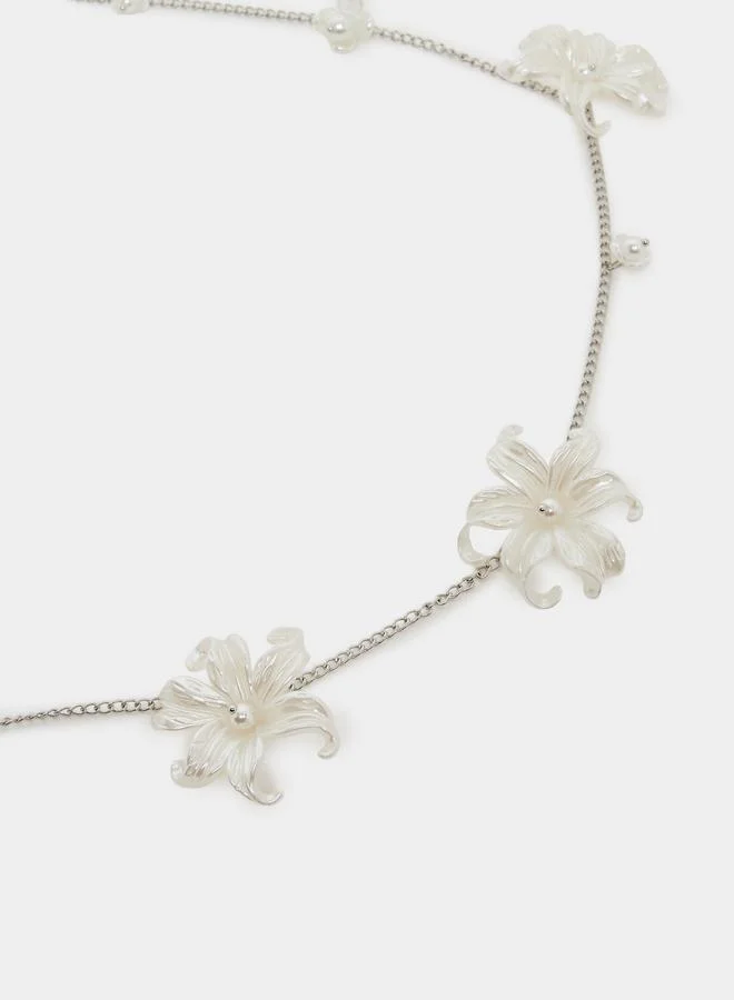 Floral and Pearl Chain Belt